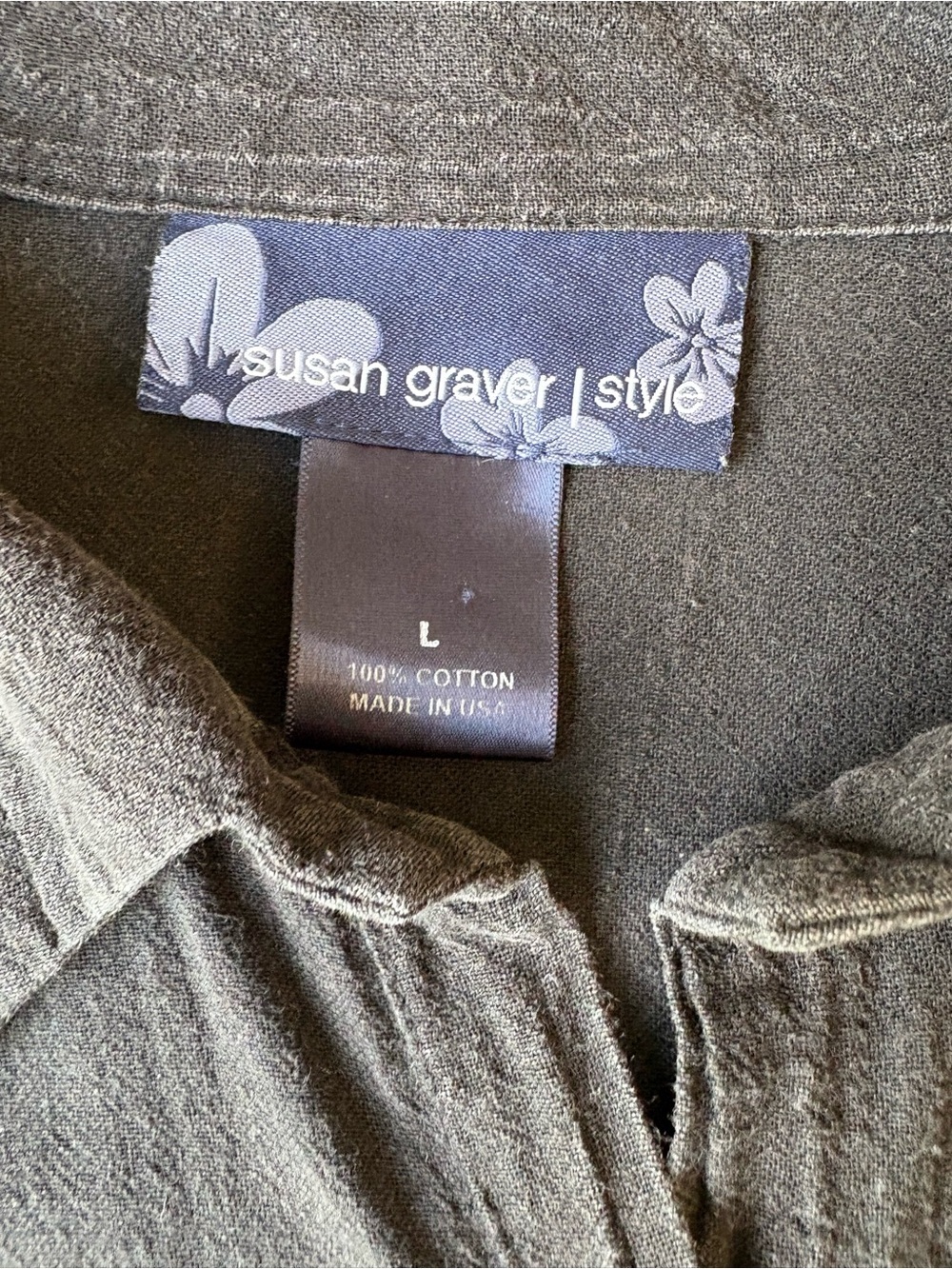 True Vintage Made in USA Susan Graver Women’s textured 100% cotton Button-Down - Picture 2 of 7